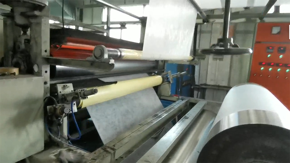 熱熔膠復(fù)合機(jī)的工作運行步驟